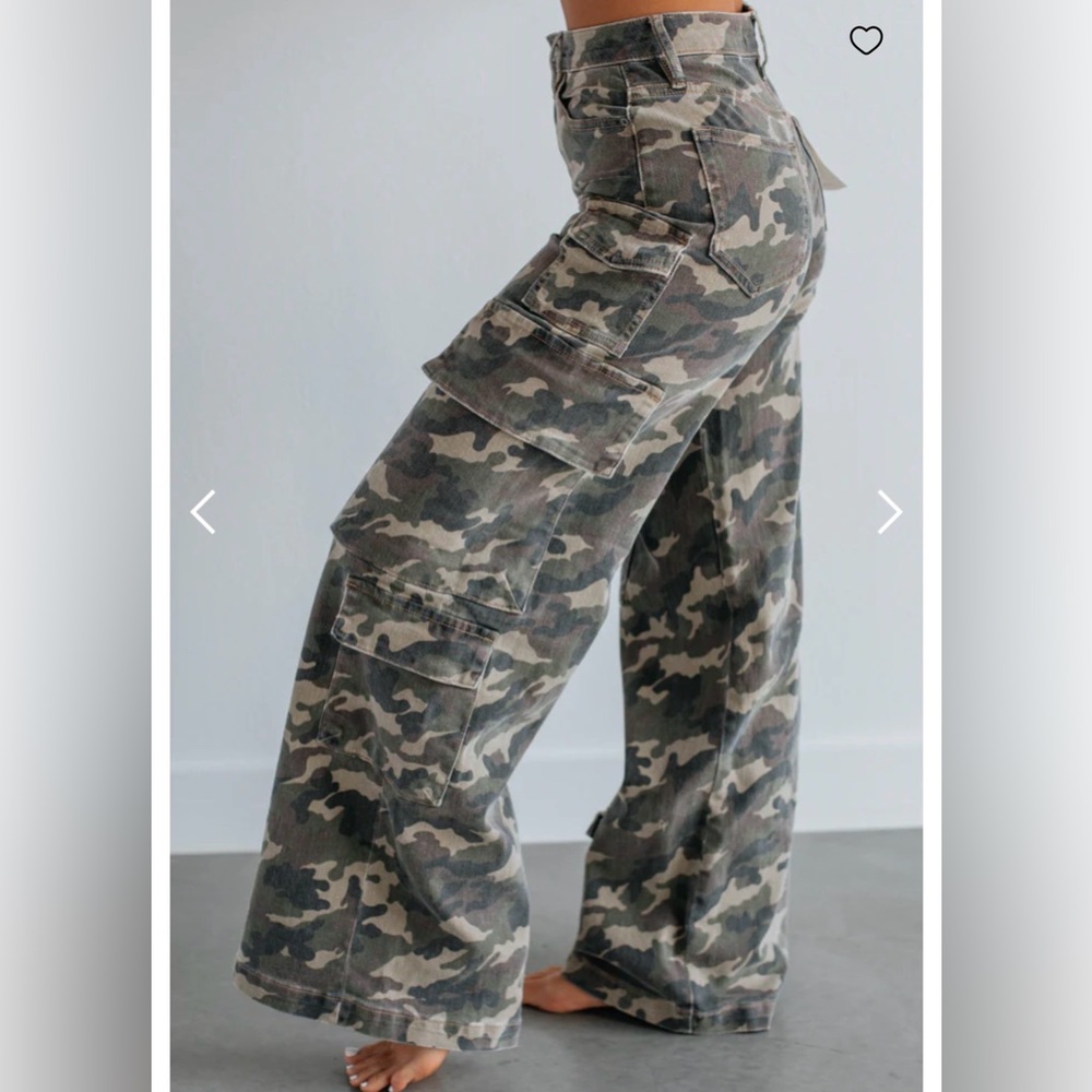 Camo Wide Leg Cargo Pants - Olive Camouflage
